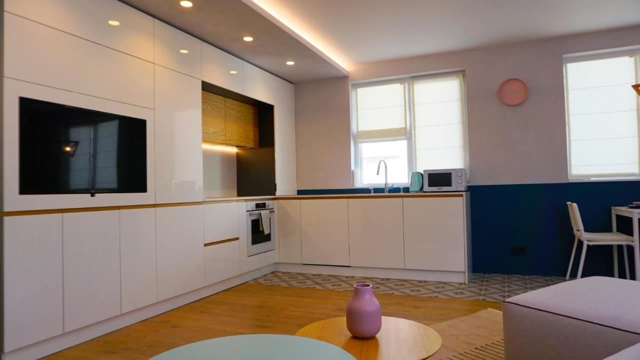 Апартамент Жасмин С Частен Гараж - Jasmin Apartment With Private Garage Varna Buitenkant foto