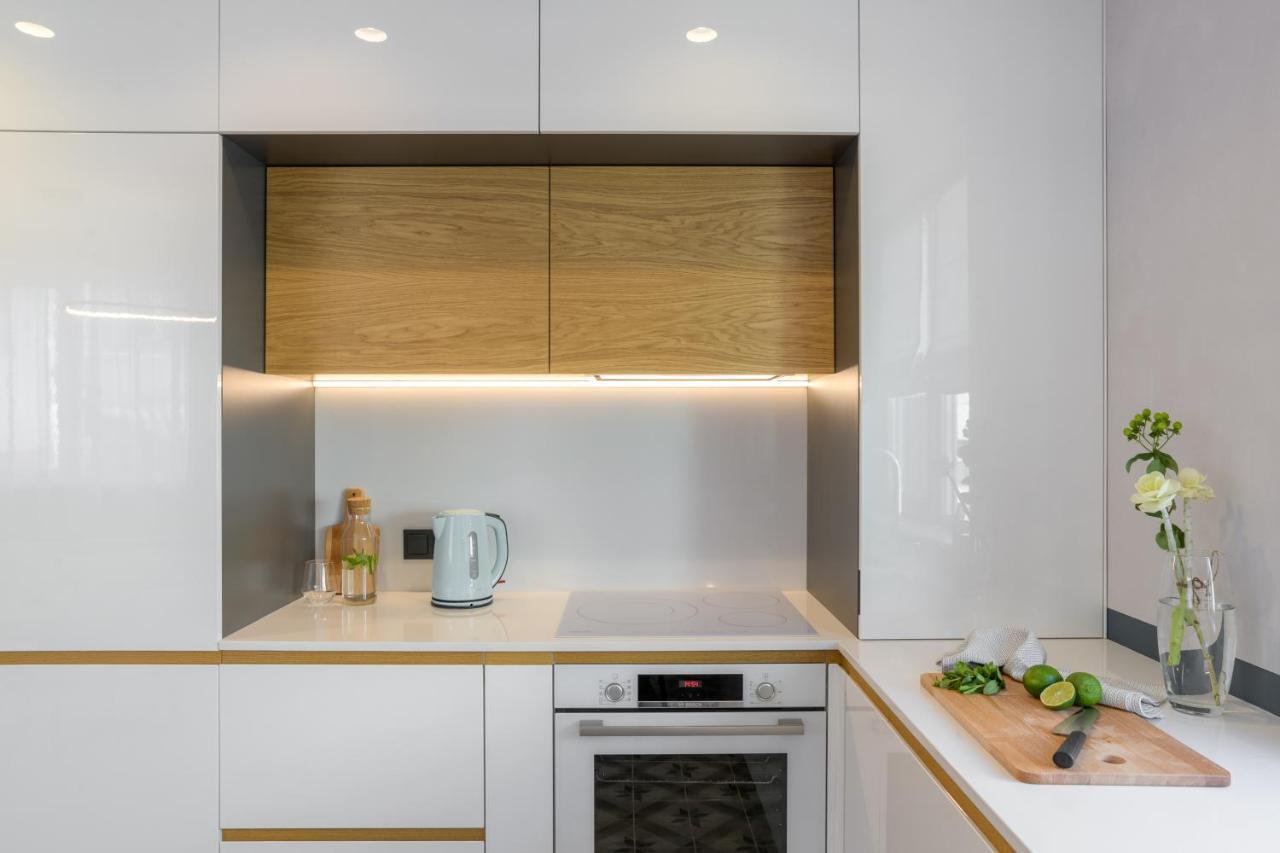 Апартамент Жасмин С Частен Гараж - Jasmin Apartment With Private Garage Varna Buitenkant foto