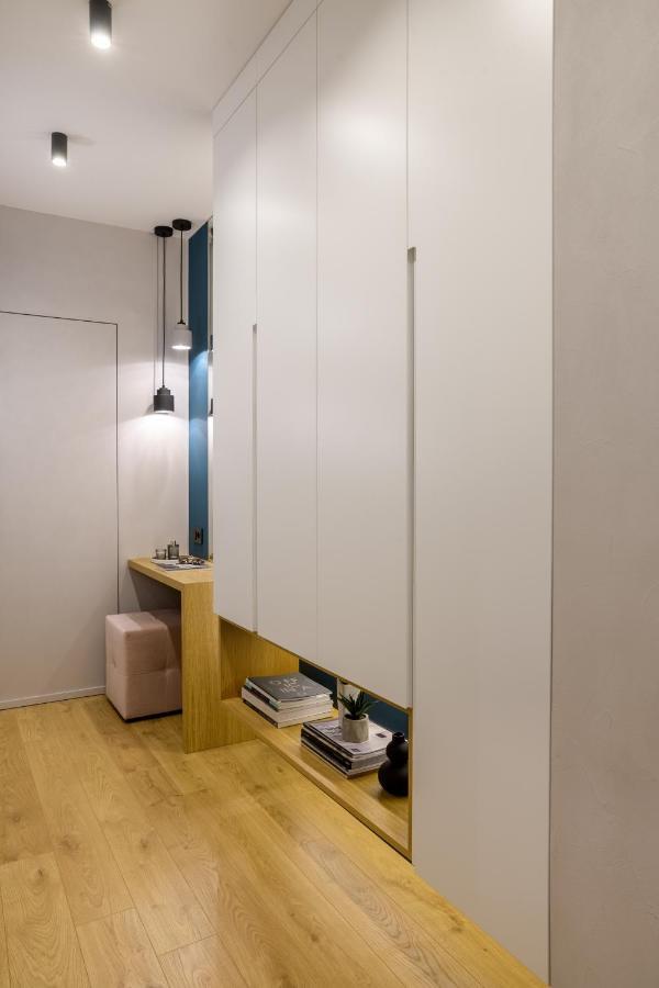 Апартамент Жасмин С Частен Гараж - Jasmin Apartment With Private Garage Varna Buitenkant foto
